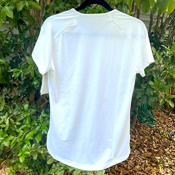Brand New Womens White Adidas Athletic Aeroready Shirt - Picture 4 of 6